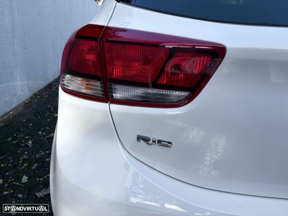 Kia Rio 1.2 CVVT Urban - 22