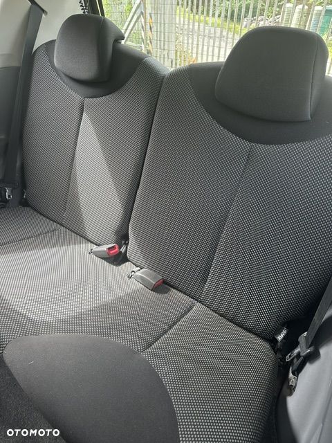 Toyota Aygo 1.0 VVT-i Sol EU5 - 12