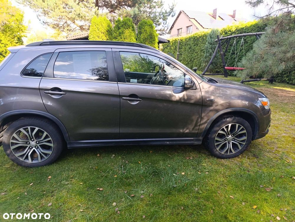 Mitsubishi ASX - 3