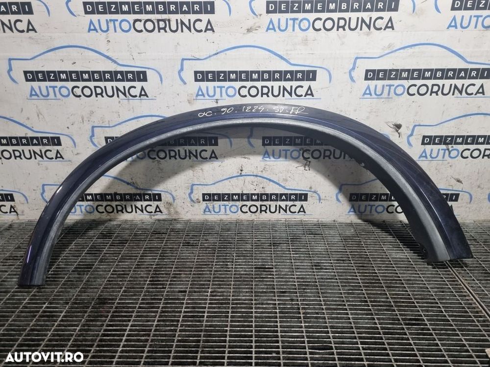 Bandou aripa stanga fata Volvo XC90 Facelift 2007 - 2014 SUV 4 Usi (1224) - 1