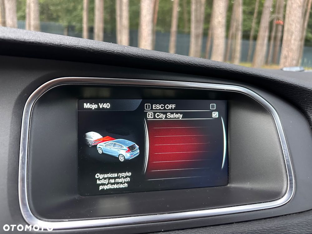 Volvo V40 - 27