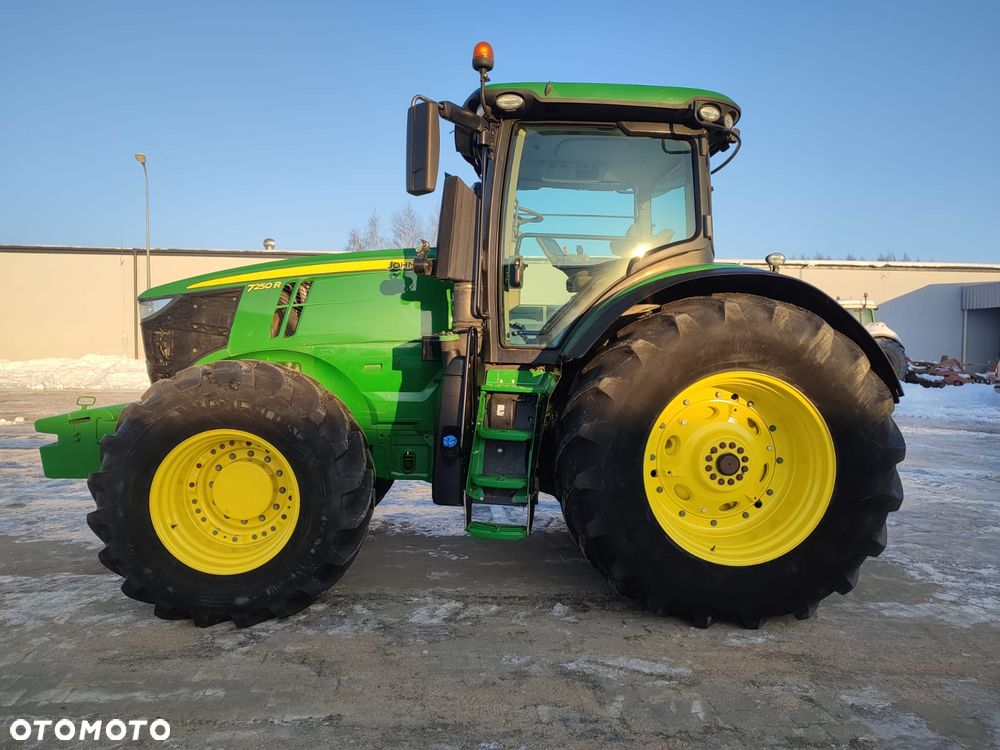 John Deere 7250R - 1
