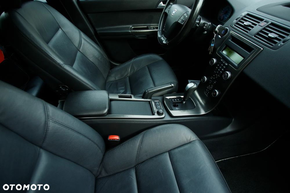 Volvo V50 T5 AWD RDesign - 38