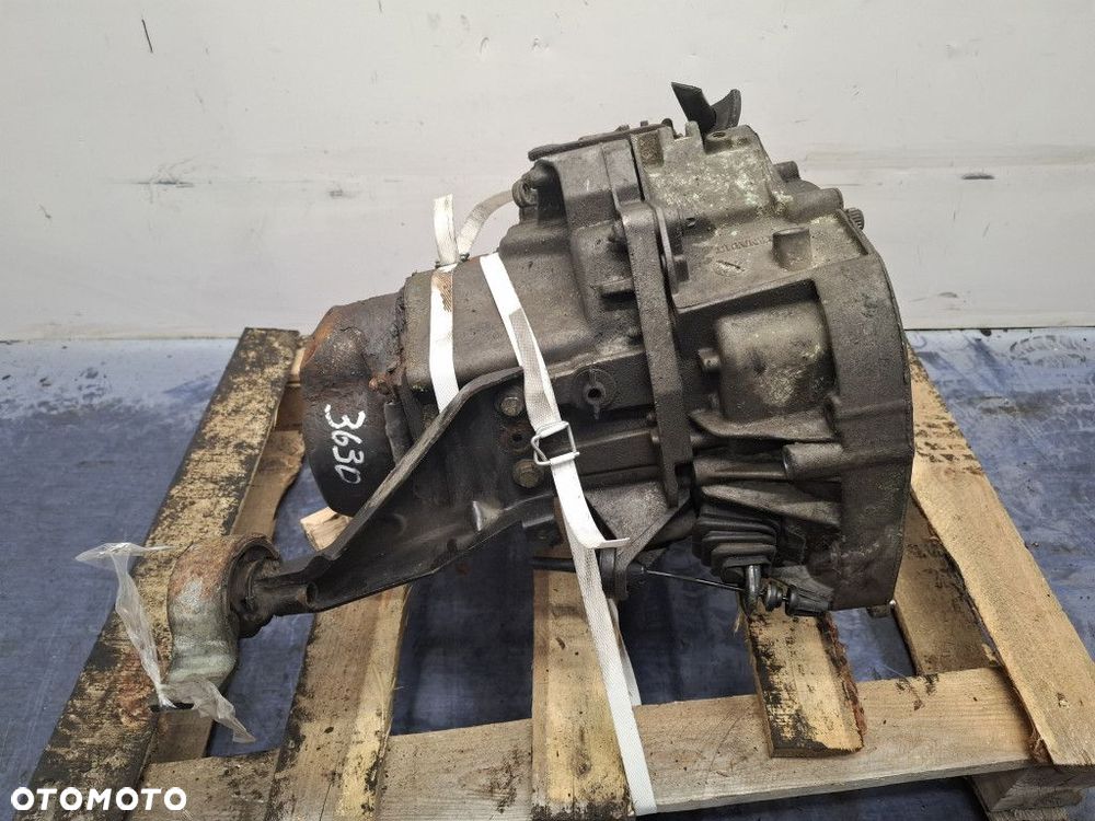 RENAULT TWINGO I 1.2 1.6V SKRZYNIA BIEGÓW MANUALNA JB1938 - 9