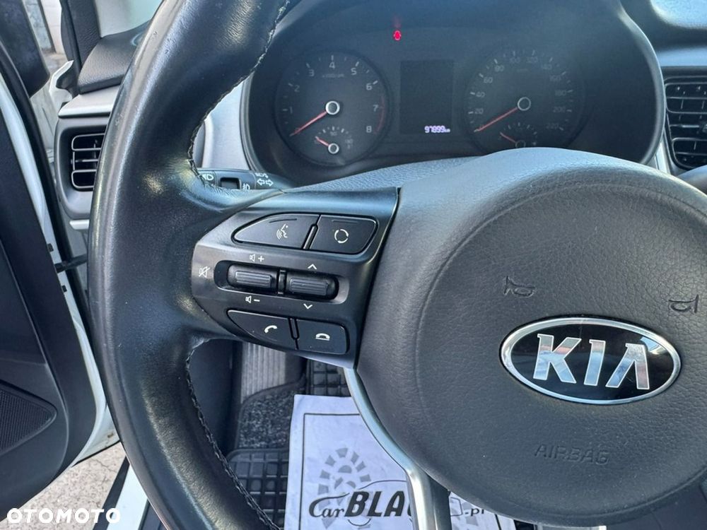 Kia Stonic - 15