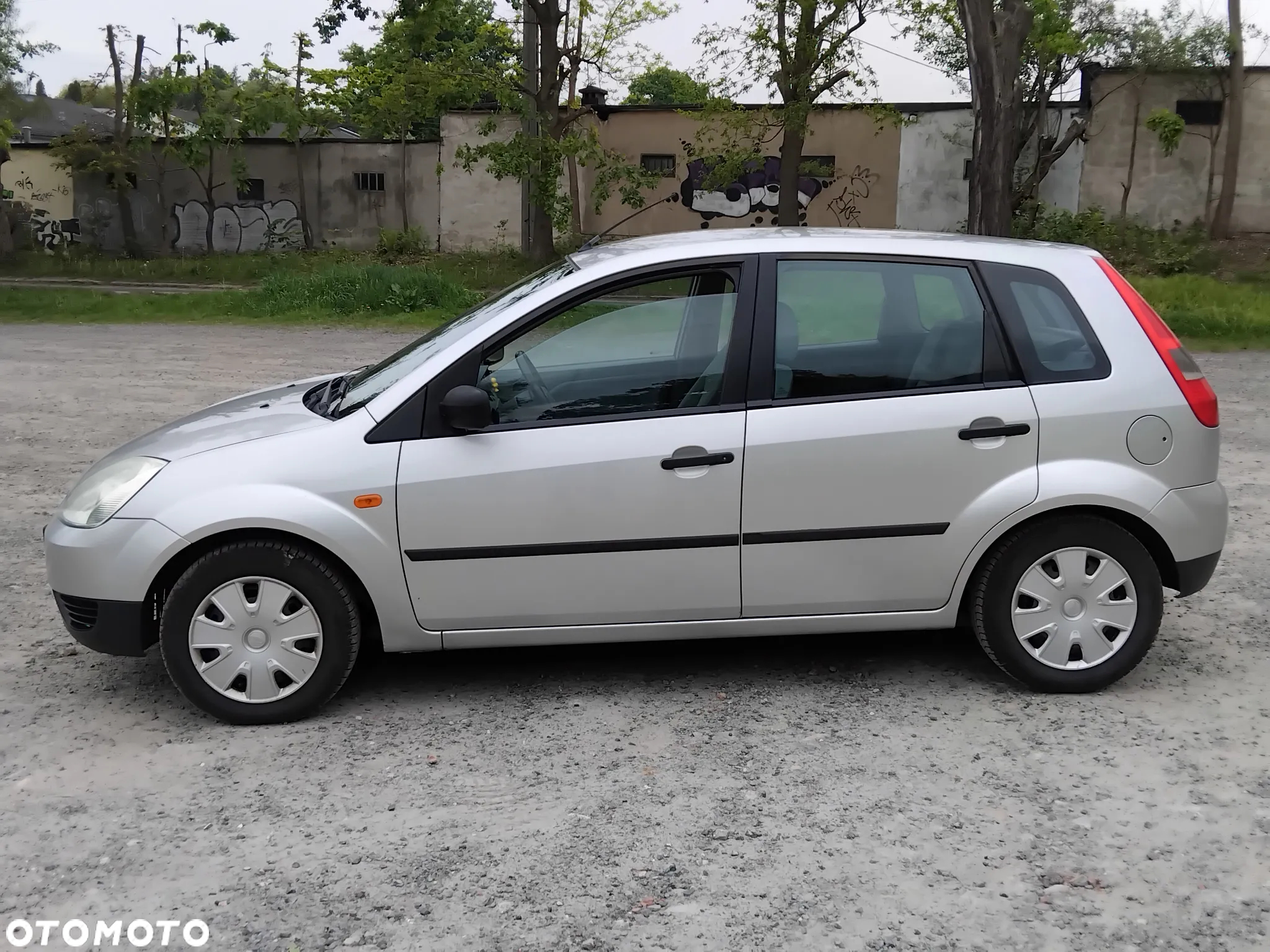 Ford Fiesta 1.4 Ambiente - 5