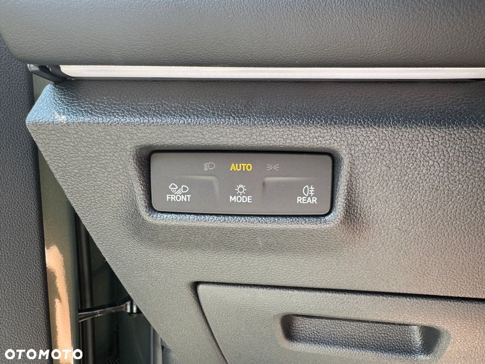 Volkswagen Tiguan - 38