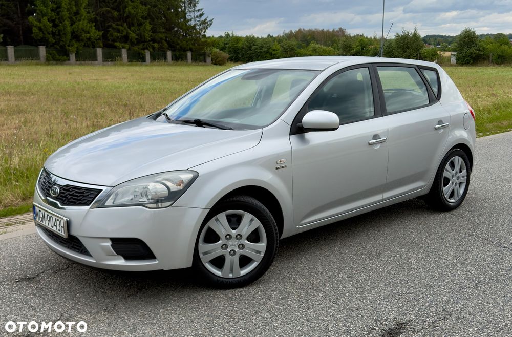 Kia Ceed 1.4 Comfort - 1