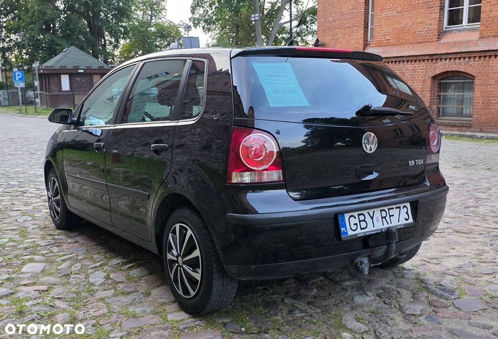Volkswagen Polo - 4