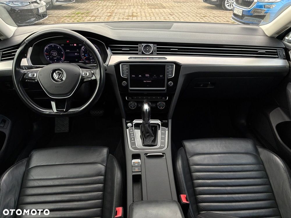 Volkswagen Passat Variant 2.0 TDI Bi-Turbo BMT 4Mot Highline DSG - 11