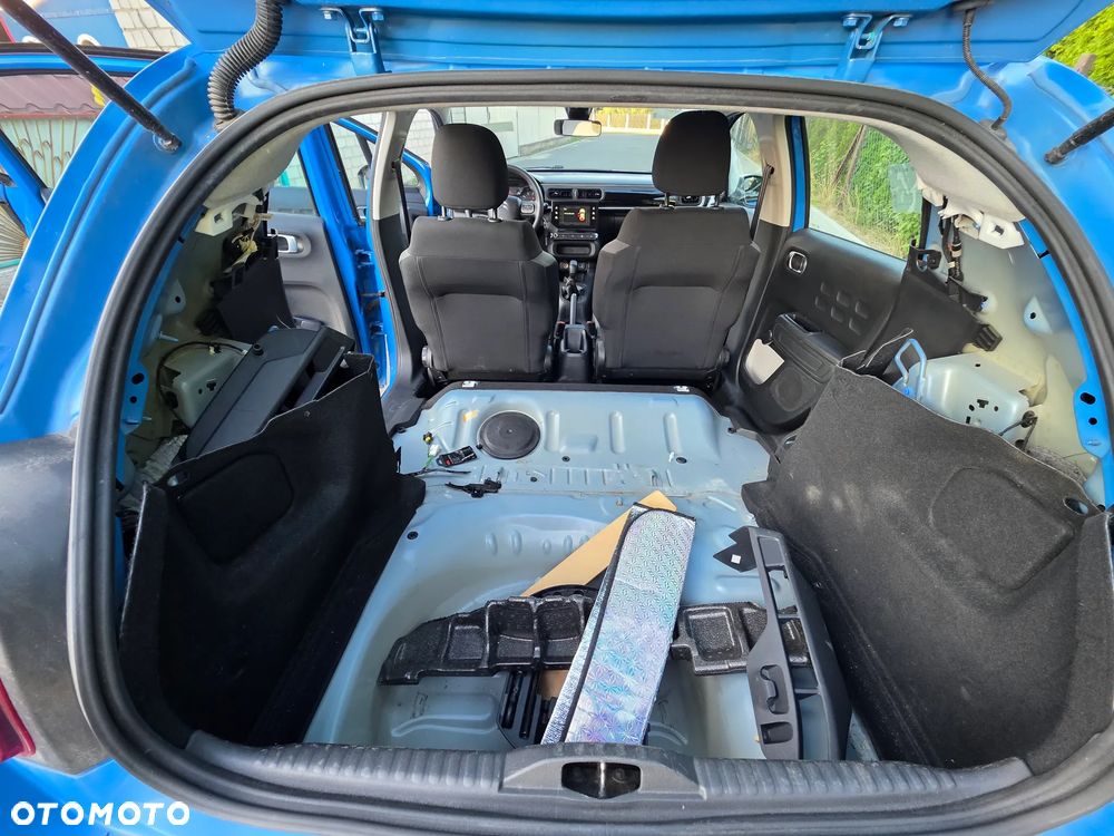 Citroën C3 Pure Tech 82 SHINE - 12