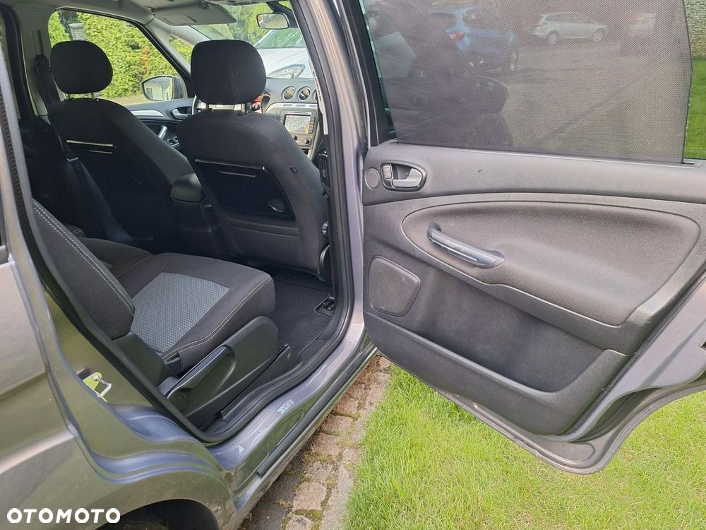 Ford S-Max 2.0 TDCi DPF Titanium - 19