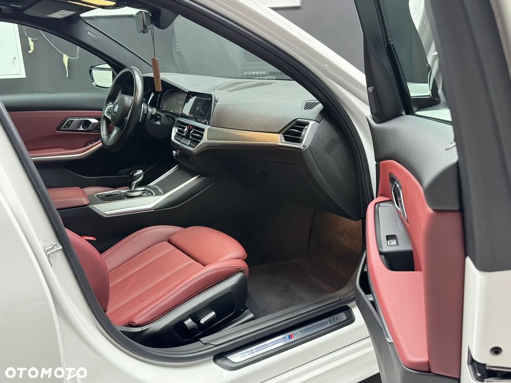 BMW Seria 3 330i xDrive M Sport sport - 5