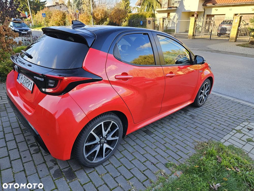 Toyota Yaris Hybrid 1.5 Premiere Edition - 6