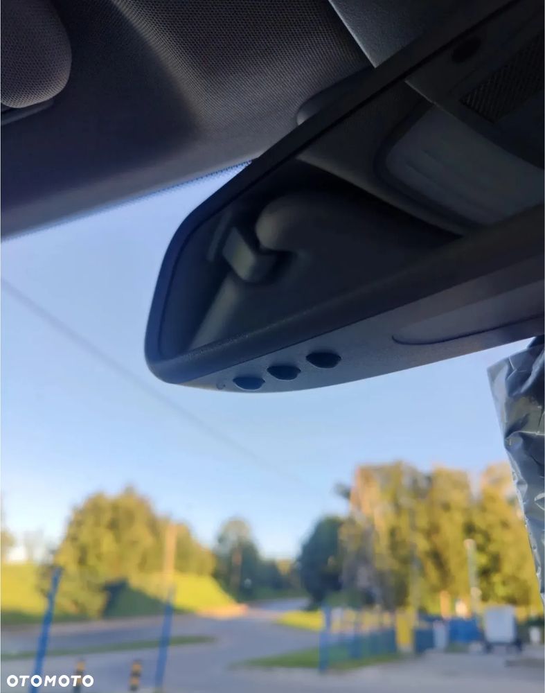 Mercedes-Benz Klasa E 250 CDI DPF BlueEFFICIENCY Automatik Elegance - 15