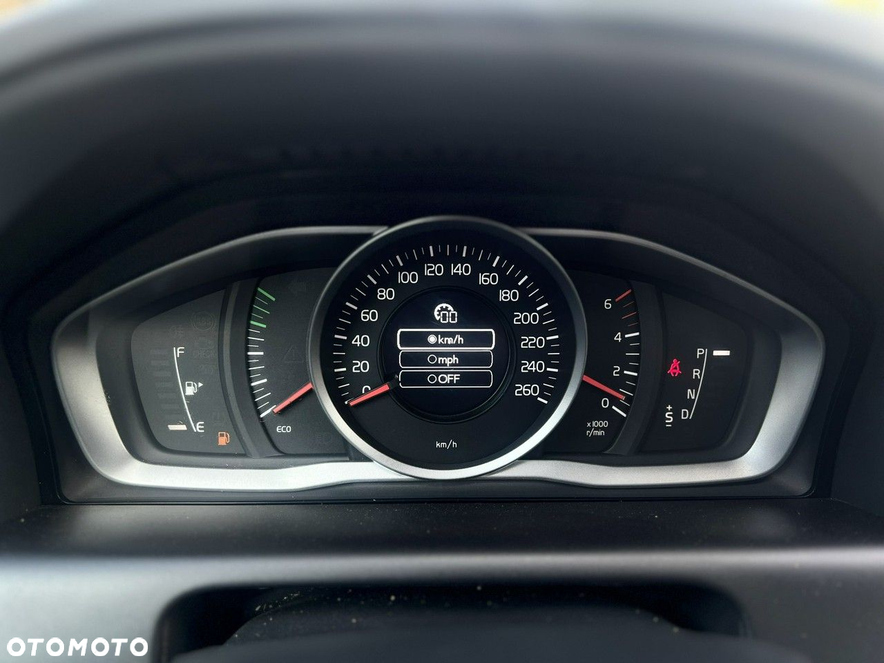 Volvo XC 60 D4 AWD Summum - 25