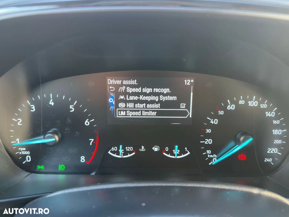 Ford Focus Turnier 1.0 EcoBoost Start-Stopp-System ST-LINE - 21