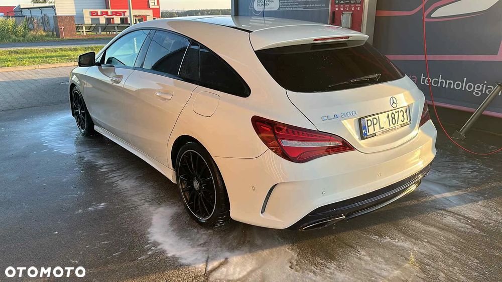 Mercedes-Benz CLA 200 7G-DCT AMG Line - 15