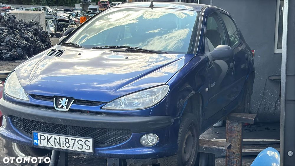 Peugeot 206 Husky 2003 poj. 1.1 benzyna 60 KM - samochód cały na części