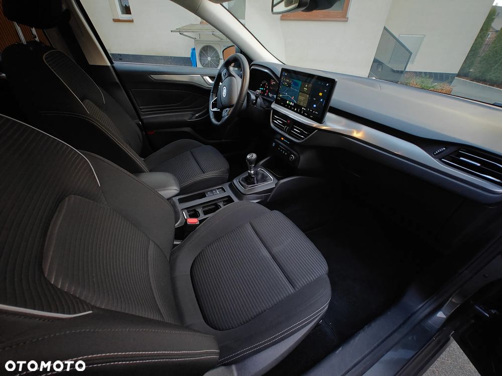 Ford Focus 1.0 EcoBoost STart-Stopp-System TITANIUM - 10