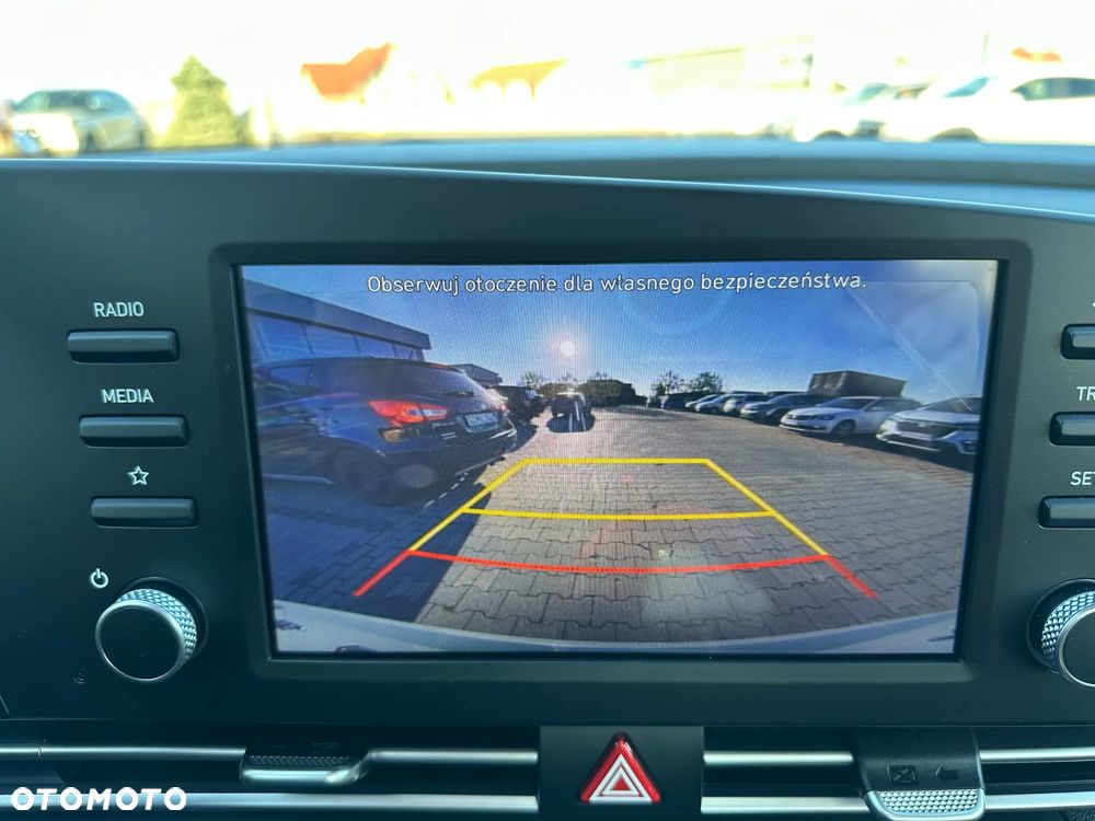 Hyundai Elantra 1.6 Modern CVT - 19