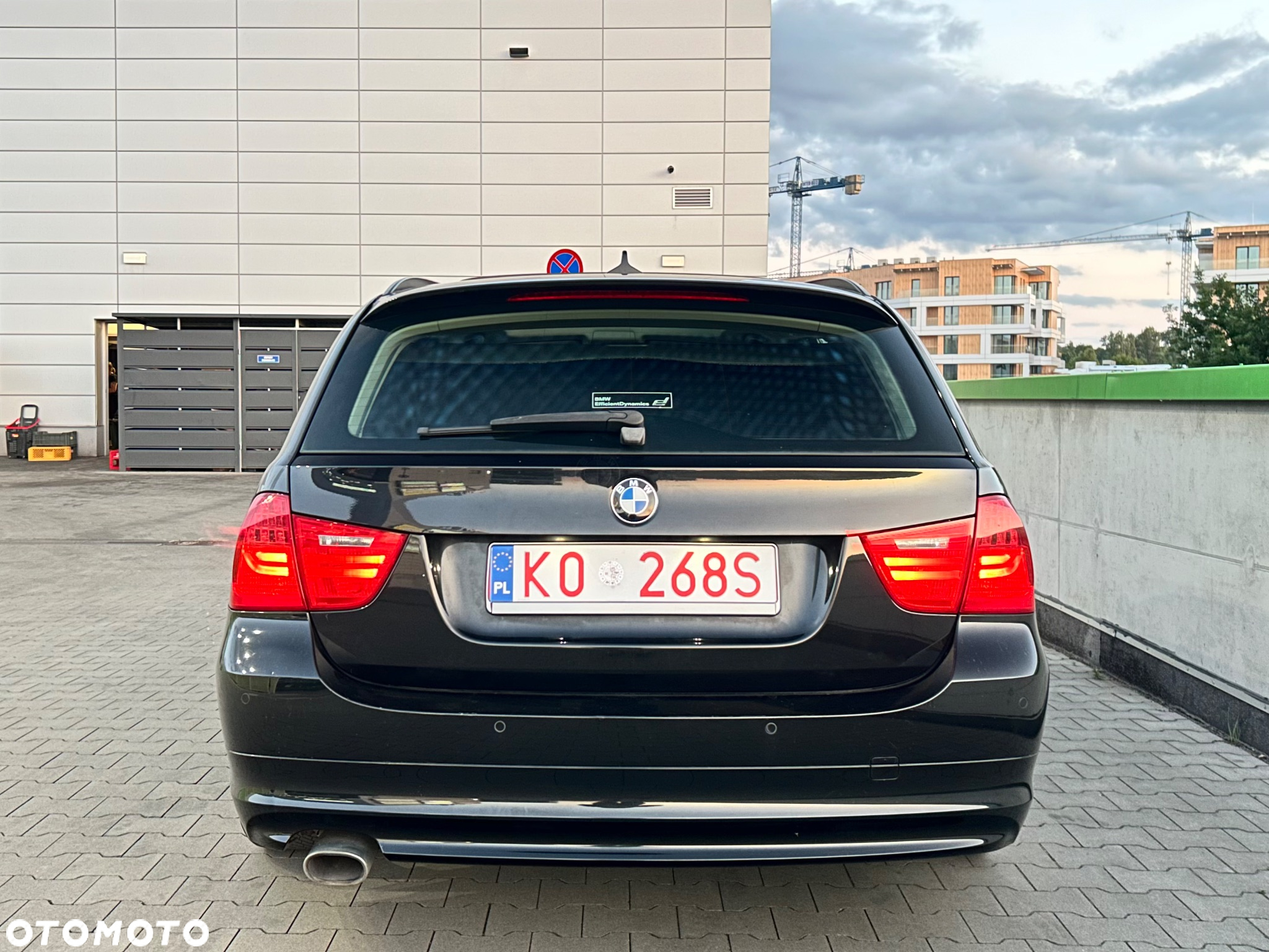BMW Seria 3 320d DPF Touring - 5