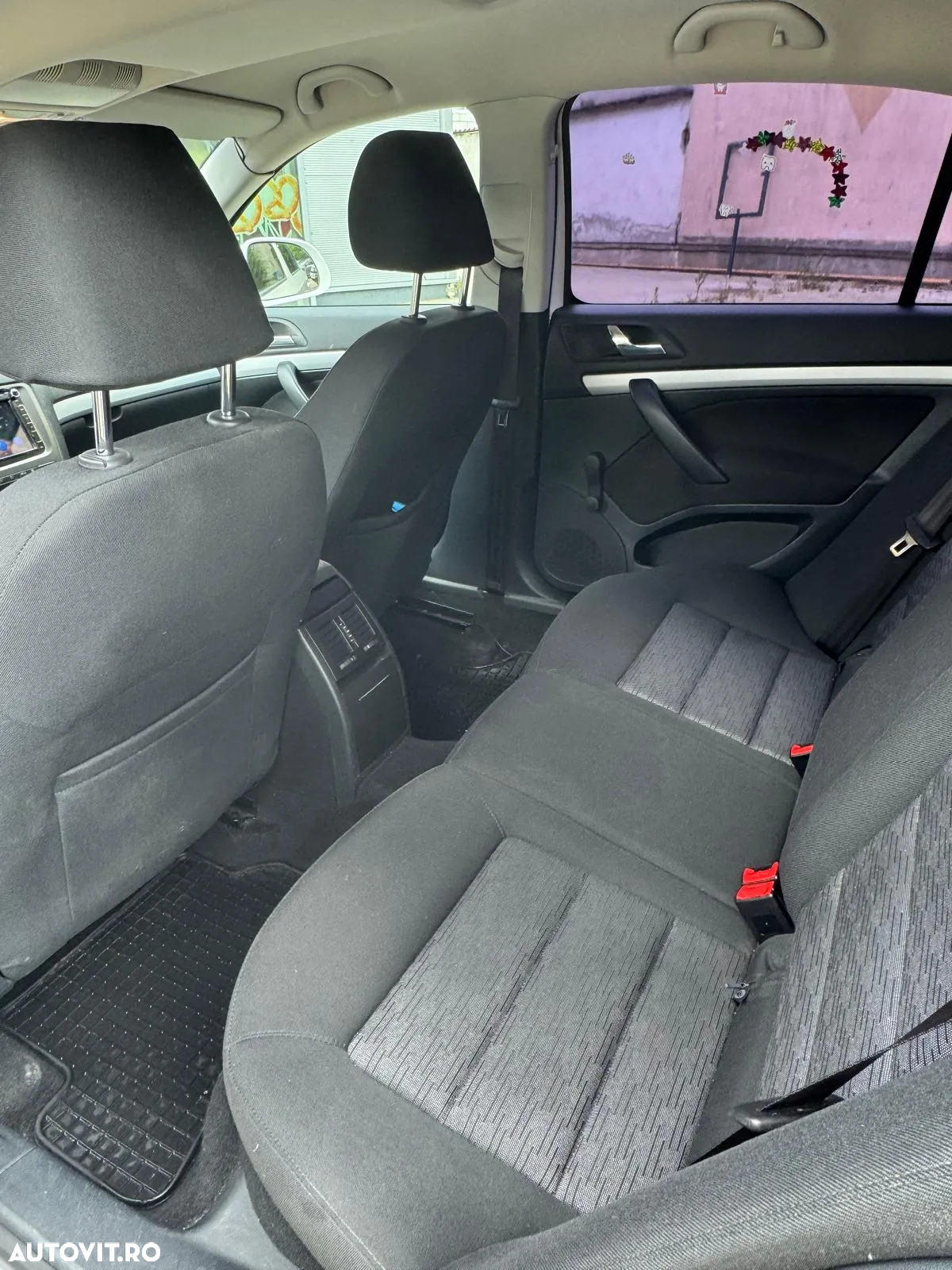 Skoda Octavia 1.6 MPI Ambiente - 7