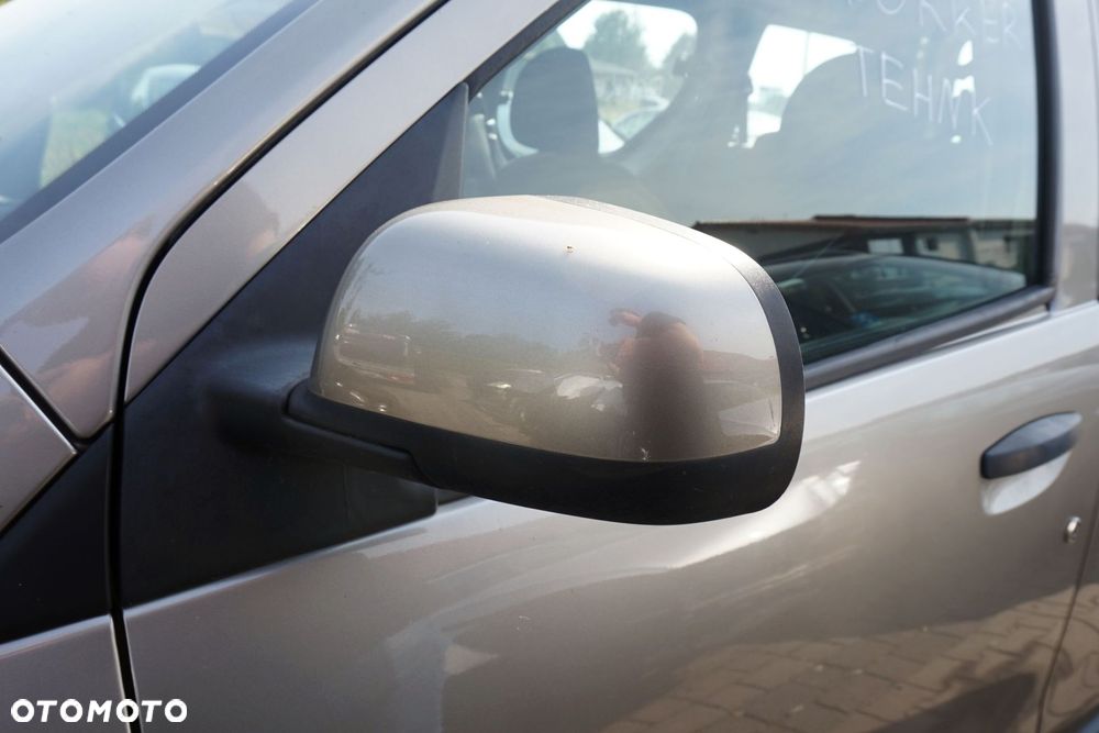LUSTERKO ELEKTRYCZNE LEWE DOKKER LIFT TEHNK 963025005R BEŻOWY DACIA 2017-2021 - 1