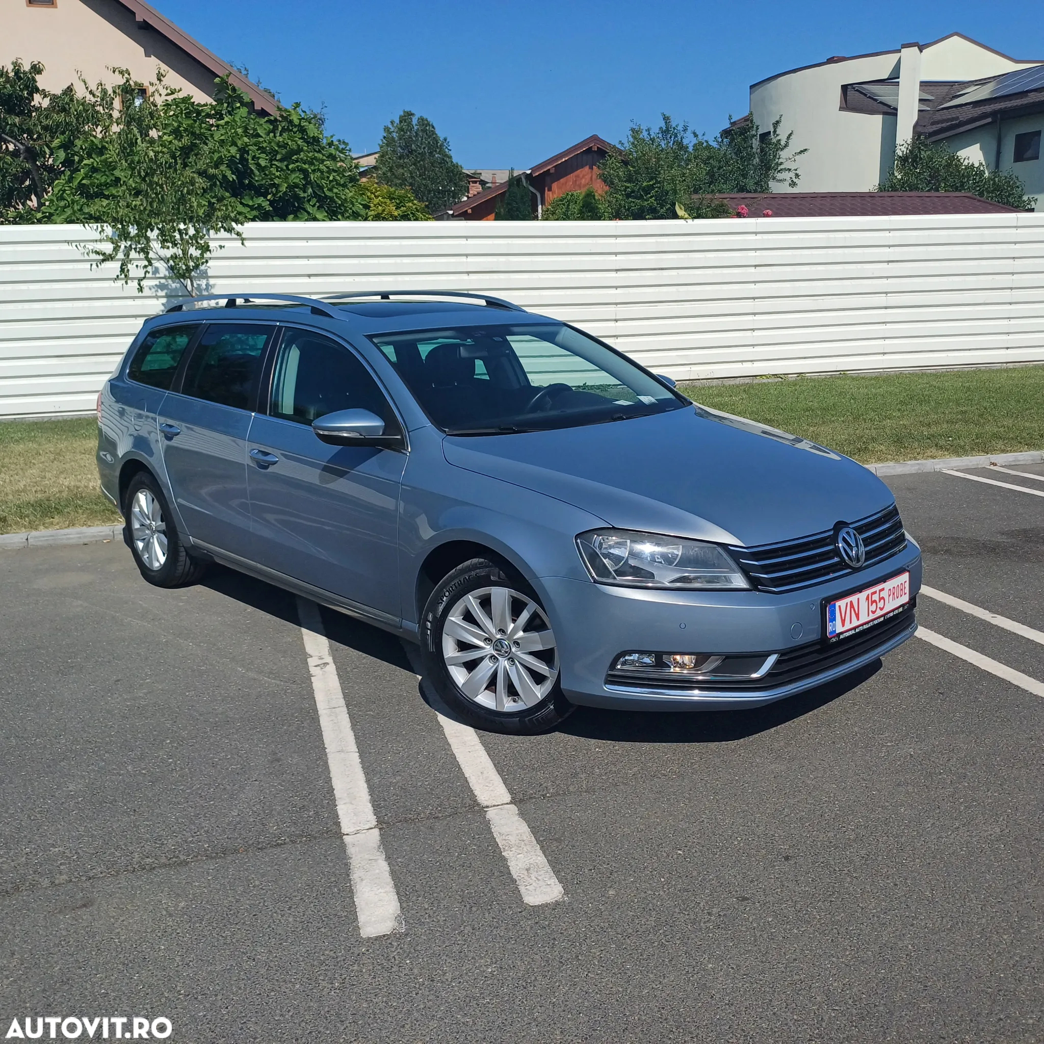 Volkswagen Passat Variant 2.0 TDI BlueMotion Technology R-Line - 2