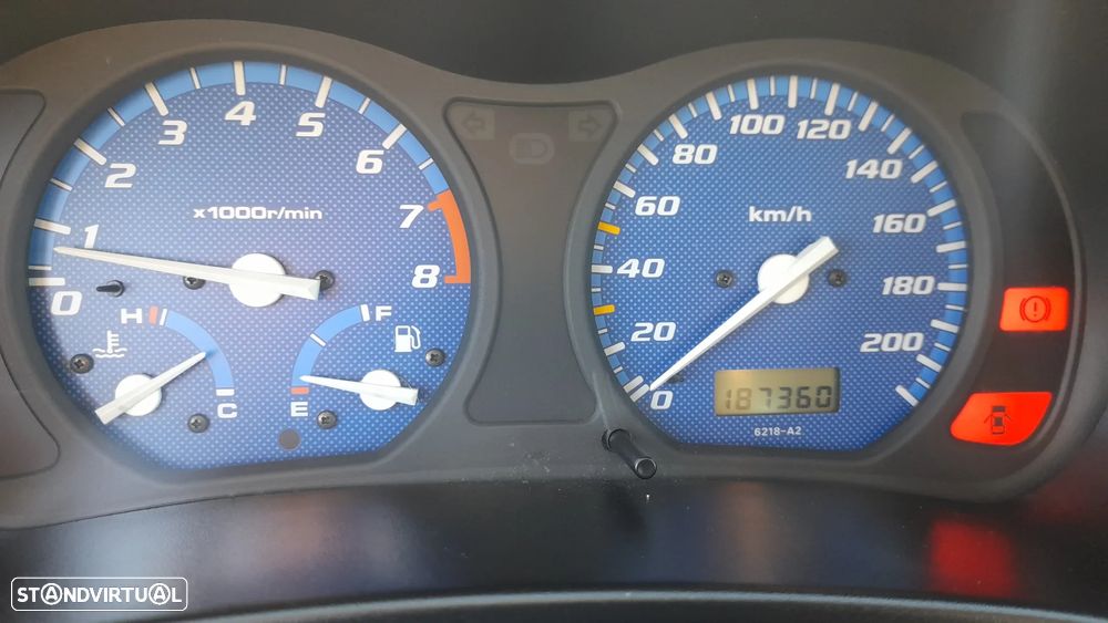 Honda HR-V 1.6 LS - 21