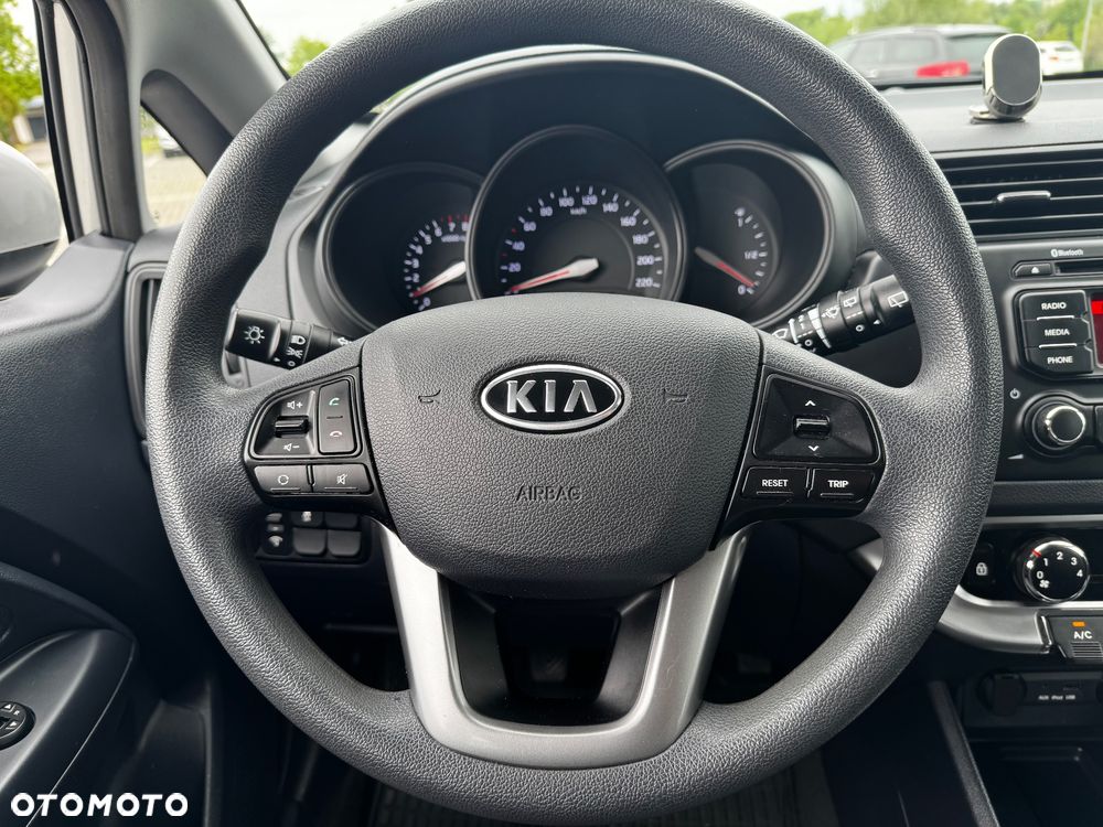 Kia Rio 1.2 Edition 7 - 19