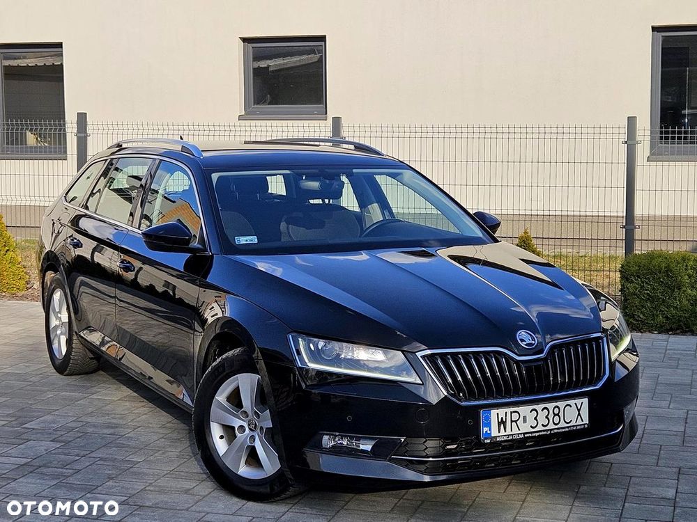 Skoda Superb 2.0 TDI Style - 17