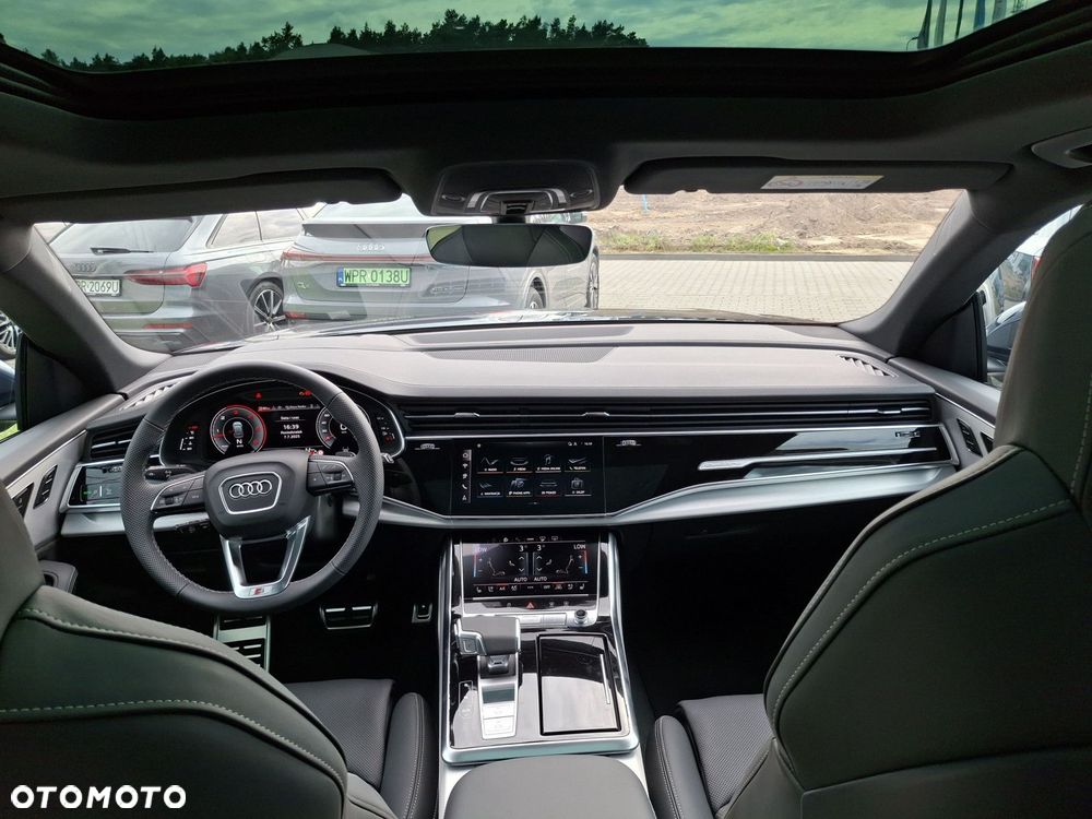 Audi Q8 - 16