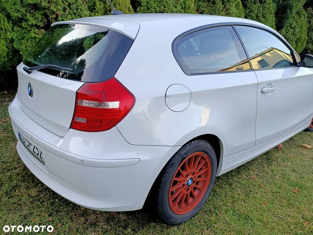 BMW Seria 1 116i - 3