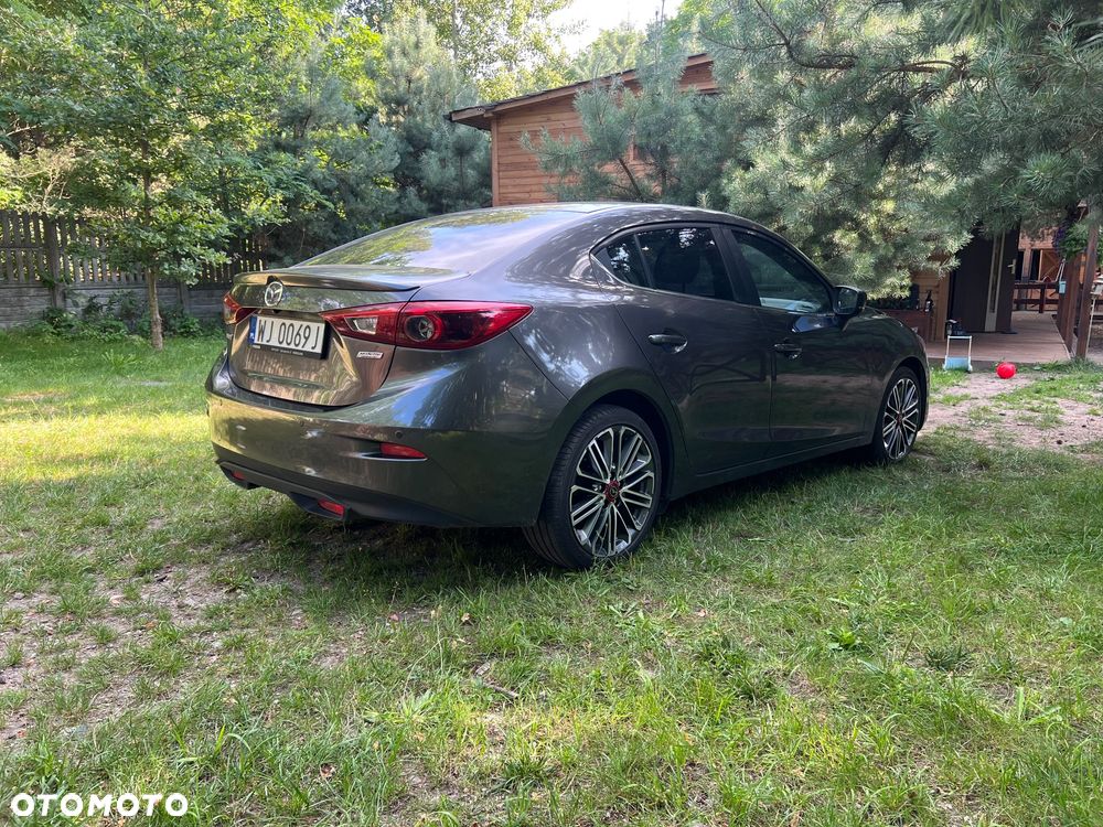 Mazda 3 - 7