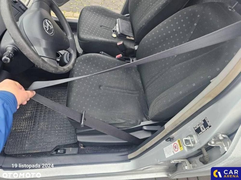 Toyota Yaris 1.4 D-4D Luna A/C - 25