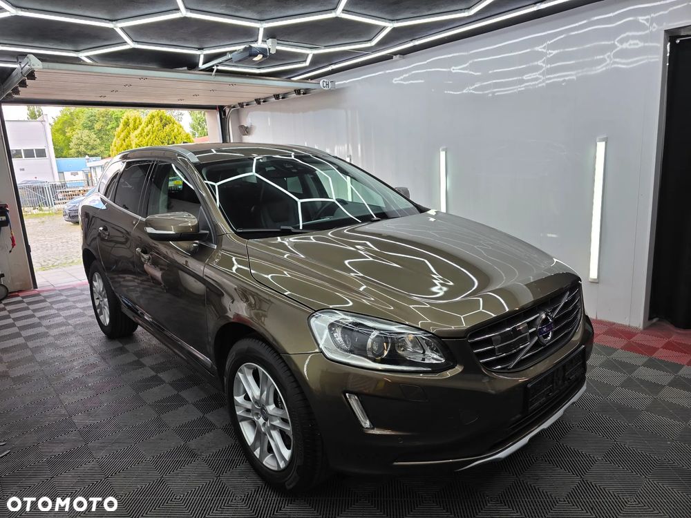 Volvo XC 60 D5 AWD Summum - 20