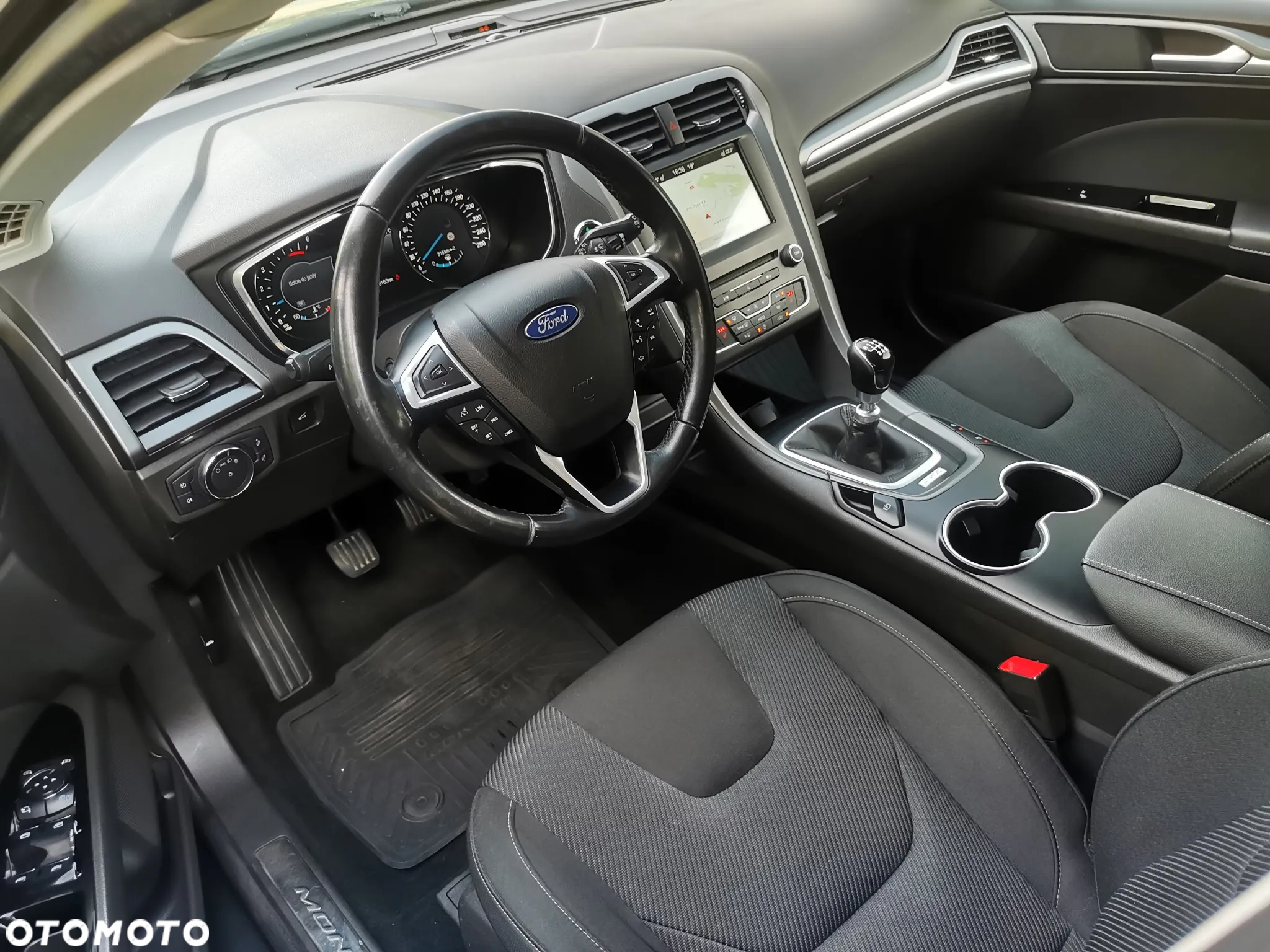 Ford Mondeo 2.0 TDCi Titanium - 14