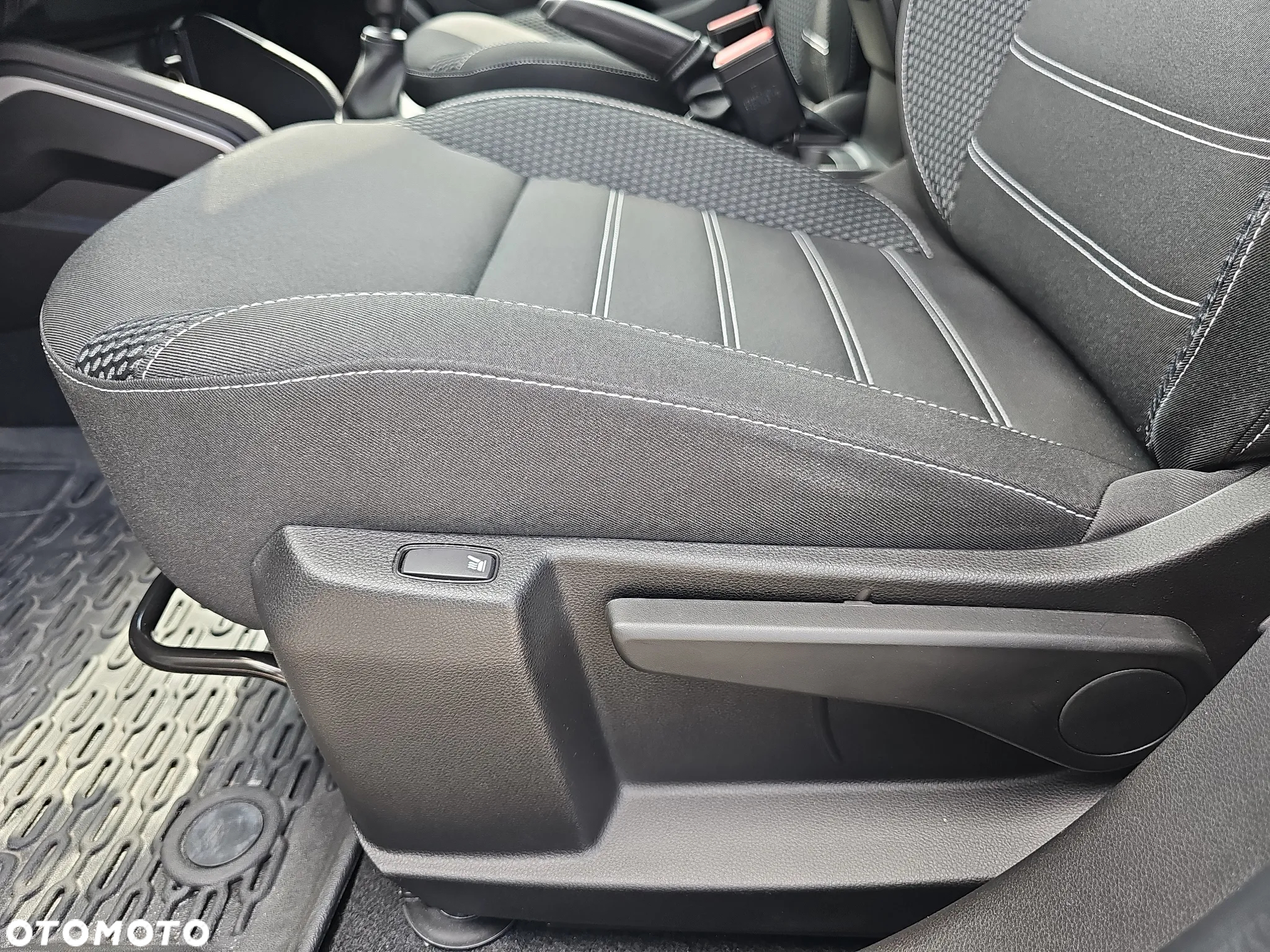 Dacia Duster 1.0 TCe Journey - 25