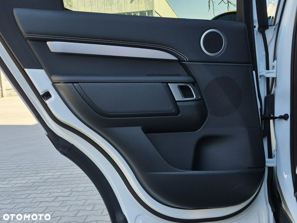 Land Rover Discovery 3.0 D250 mHEV Dynamic SE - 25