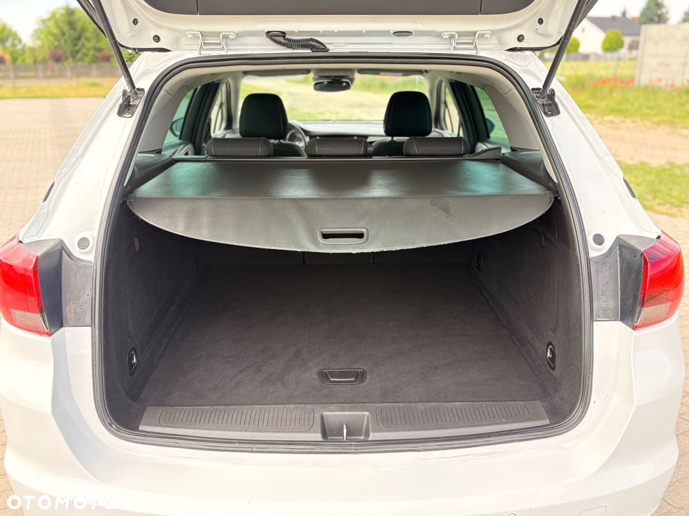 Opel Astra 1.6 CDTI Dynamic S&S - 15