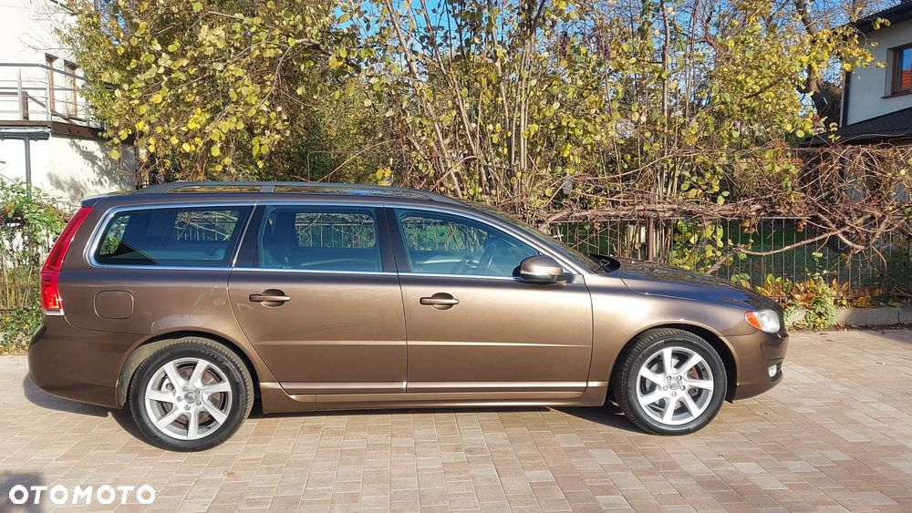 Volvo V70 D4 Momentum - 4