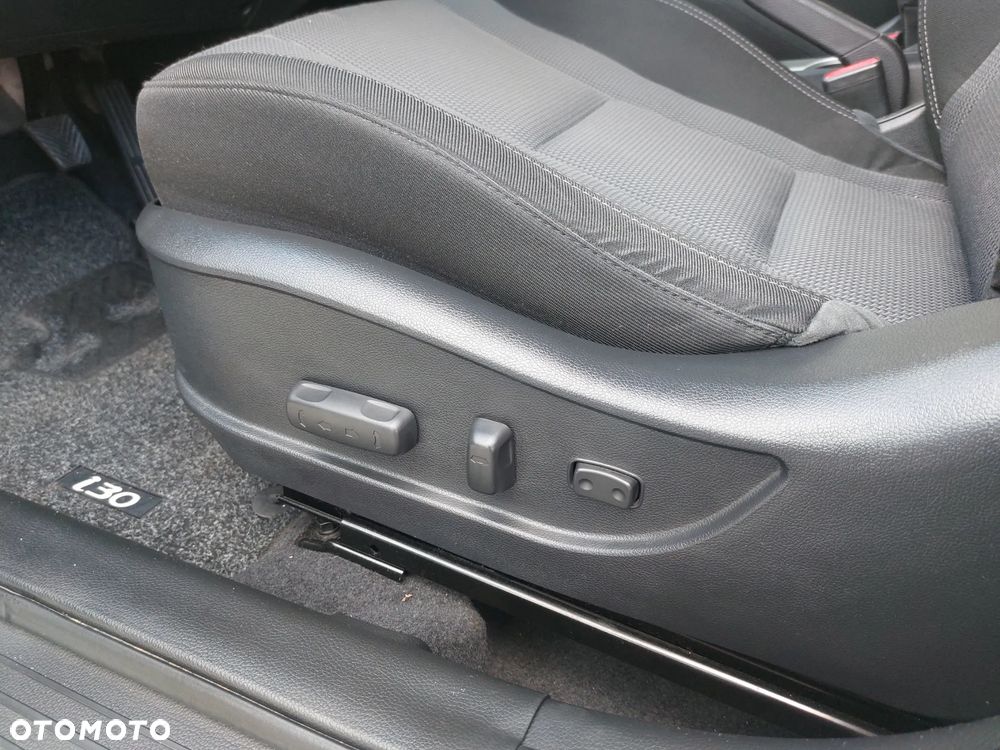 Hyundai i30 blue 1.6 GDI YES Gold - 20
