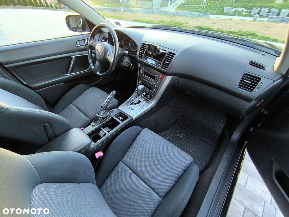 Subaru Legacy - 4