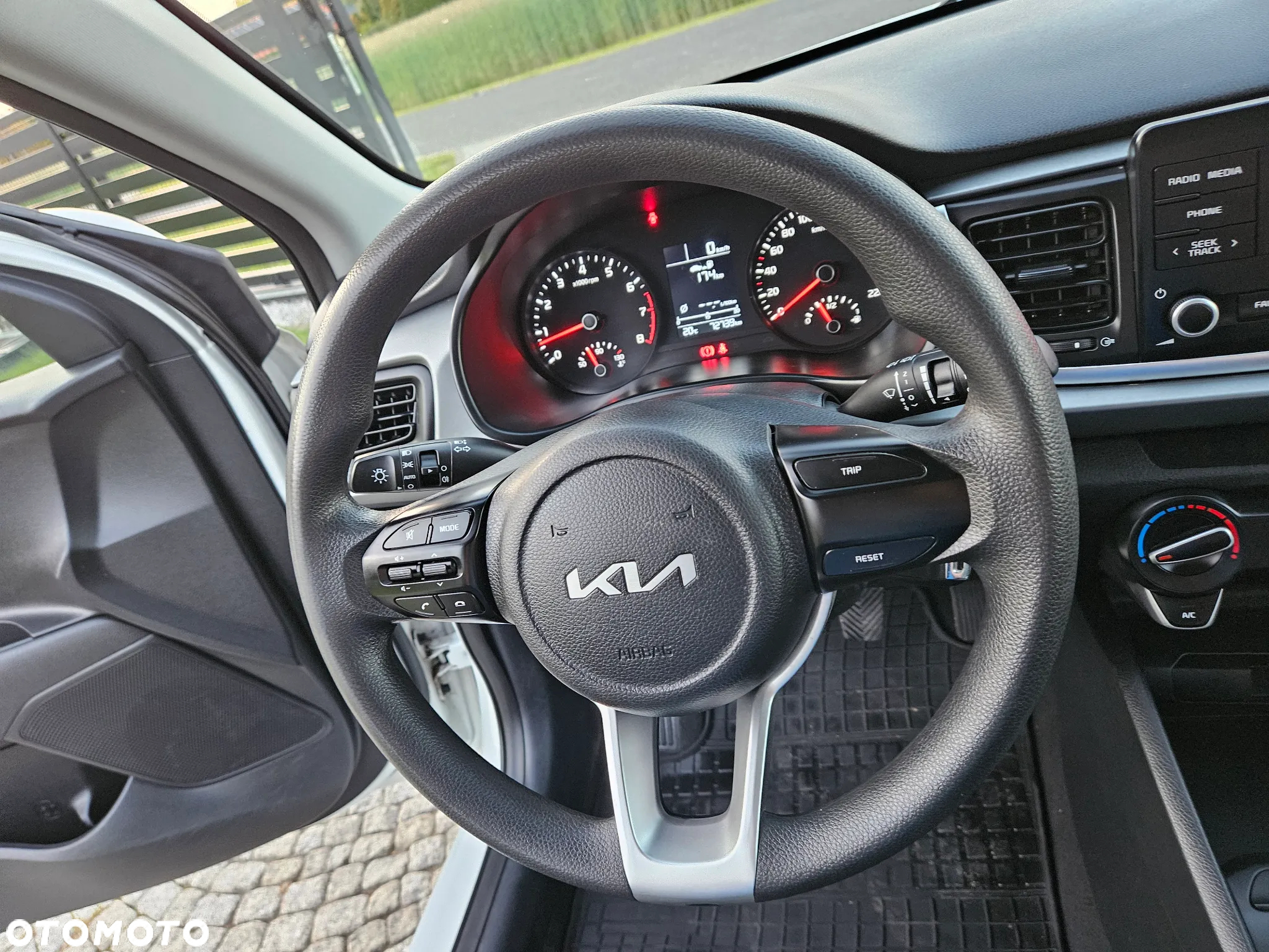 Kia Rio 1.2 M - 20