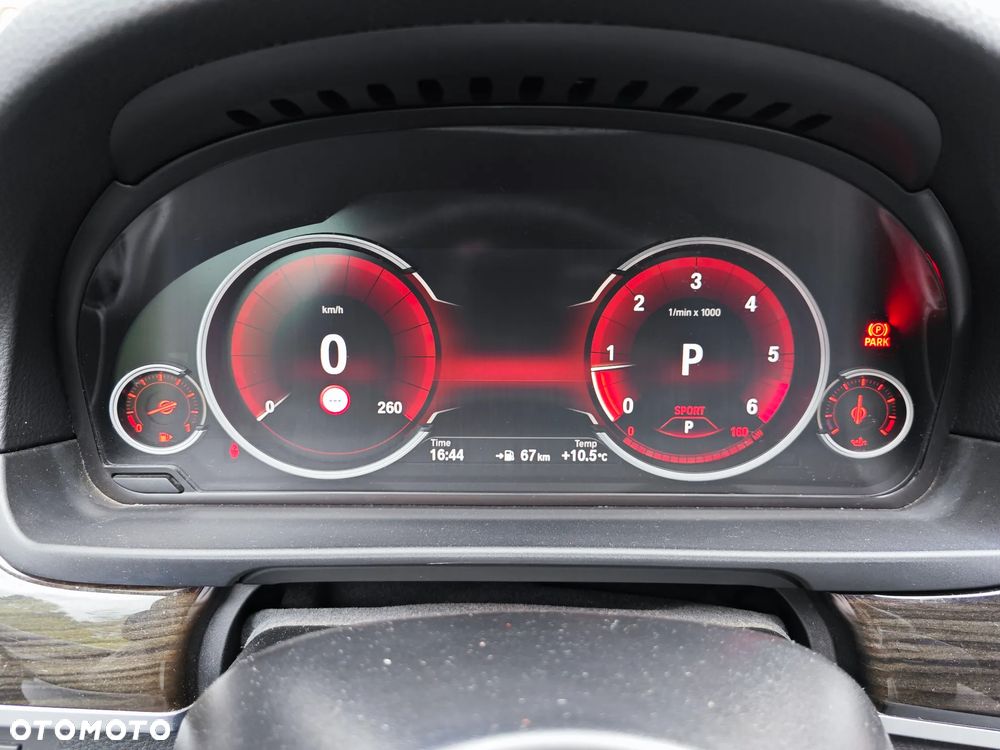 BMW Seria 5 520d xDrive Luxury Line - 30