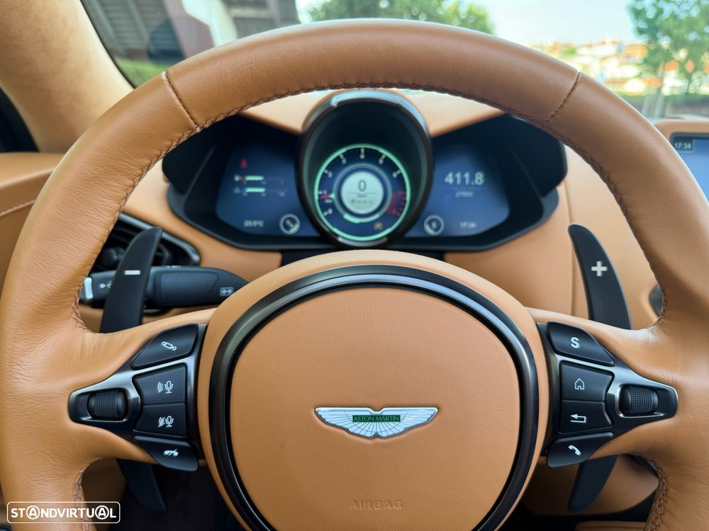 Aston Martin Vantage Roadster V8 - 19