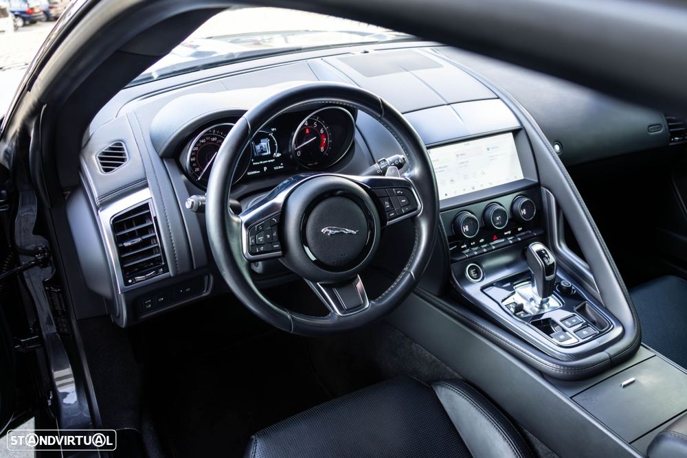 Jaguar F-Type 2.0 i4 R-Dynamic - 18