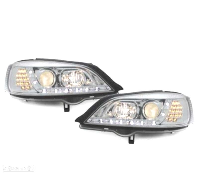 FARÓIS COM LUZ DIURNA LED OPEL ASTRA G 97-04 FUNDO CROMADO - 2