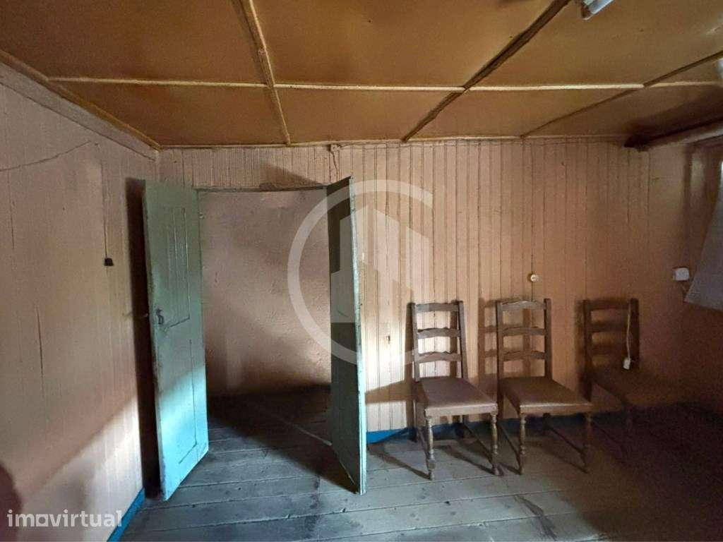 Moradia para remodelação no Sarzedo, Covilhã - Grande imagem: 5/10